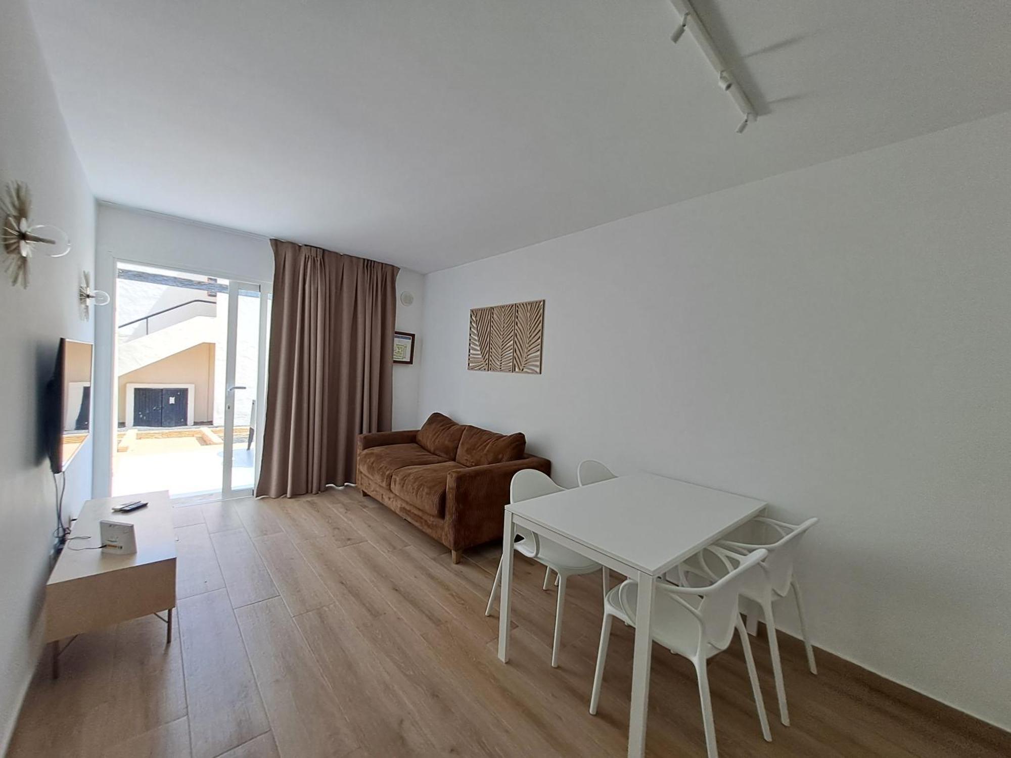 Homeforguest Apartamento 13 Con Terraza Y Piscina En Corralejo Zewnętrze zdjęcie