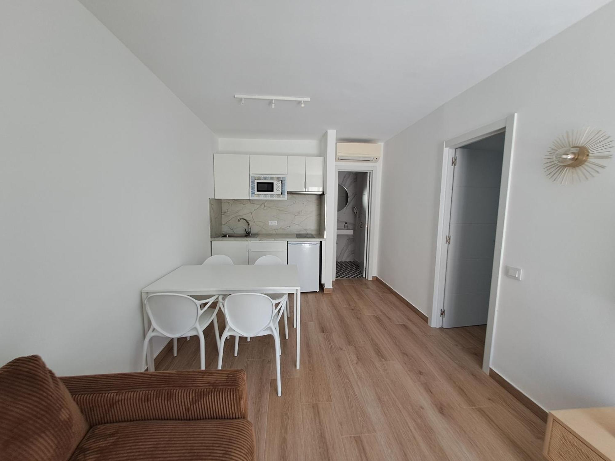 Homeforguest Apartamento 13 Con Terraza Y Piscina En Corralejo Zewnętrze zdjęcie