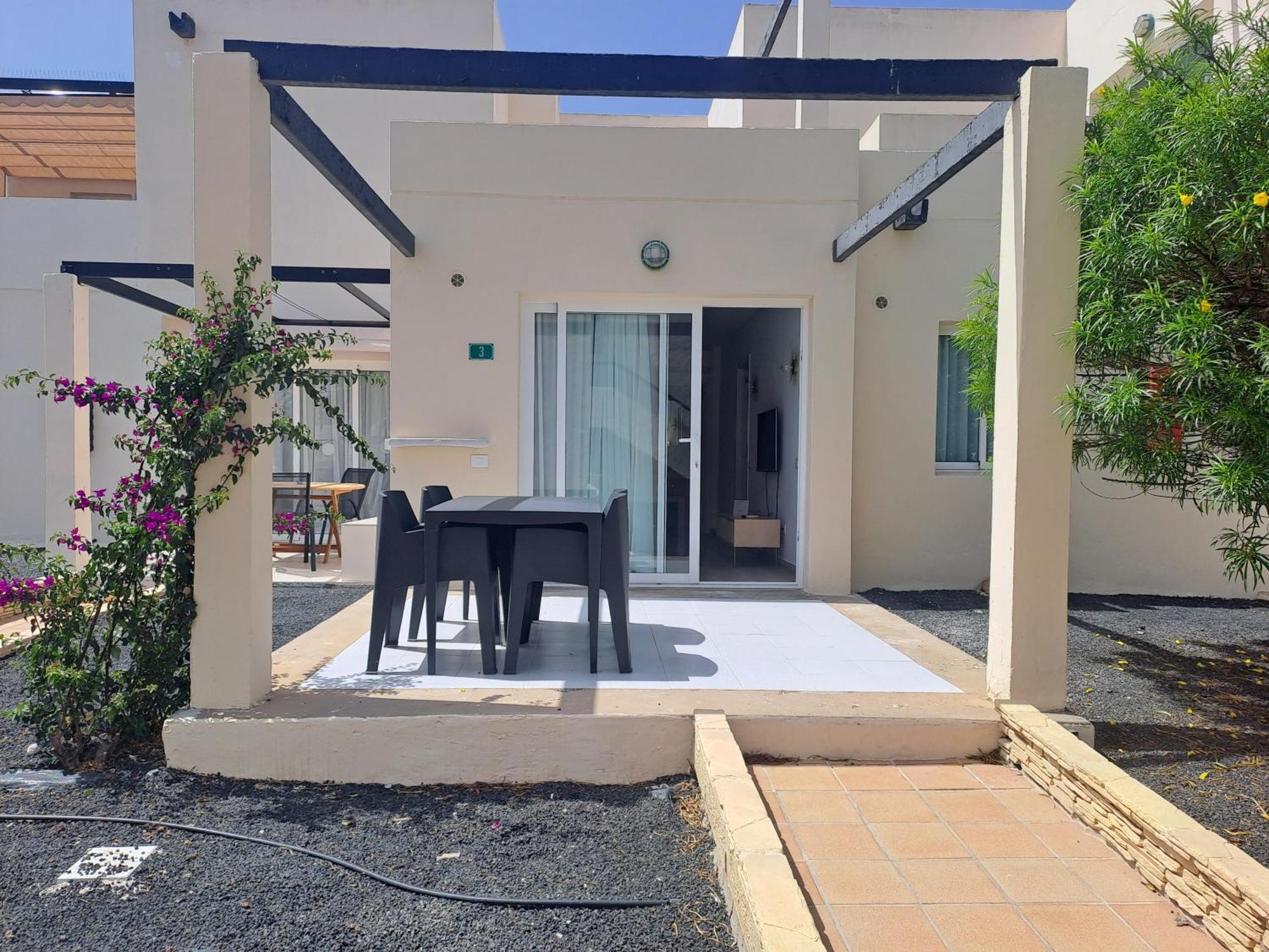 Homeforguest Apartamento 13 Con Terraza Y Piscina En Corralejo Zewnętrze zdjęcie